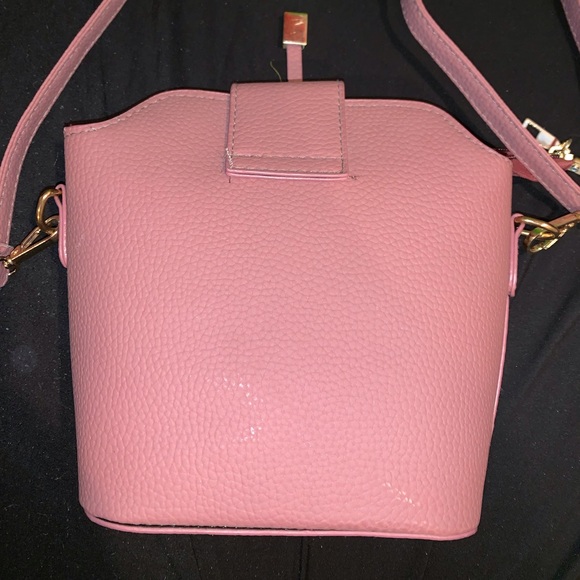 Brand new nude purse - Picture 3 of 5
